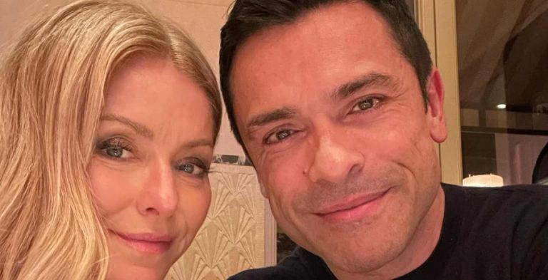 'Live' Kelly Ripa and Mark Consuelos/Credit: Instagram