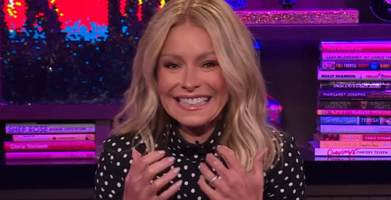 Kelly Ripa- YouTube