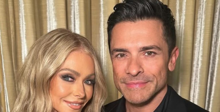 Kelly Ripa and Mark Consuelos Instagram