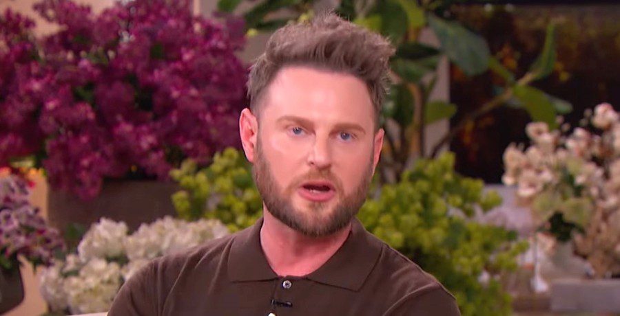 Bobby Berk Gets New HGTV Show, Despite Cancellations