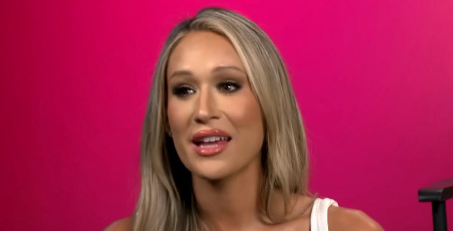 Rachel Recchia- YouTube