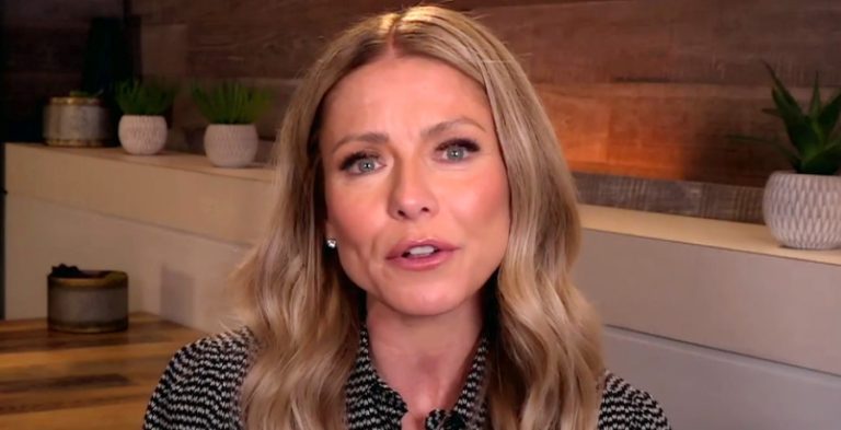 'LIVE' Kelly Ripa/Credit: YouTube