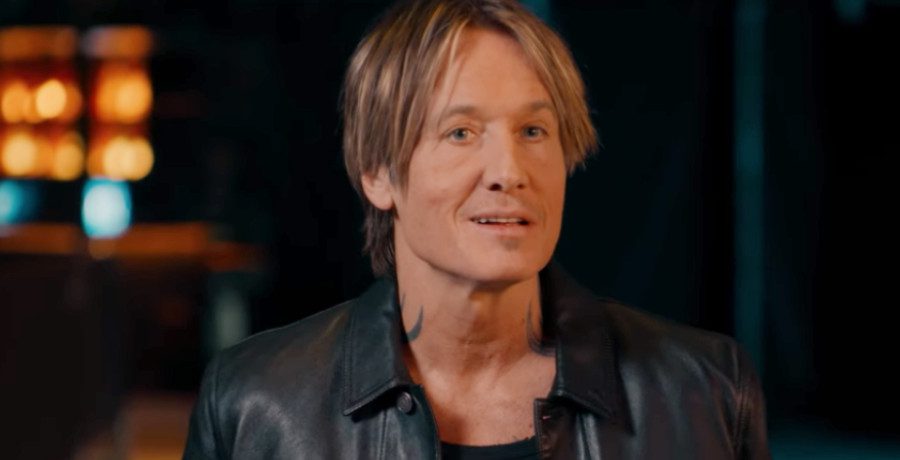 Fans Worry Keith Urban Is ‘Fragile’ After He Collapses On Stage Fans Worry Keith Urban Is ‘Fragile’ After He Collapses On Stage