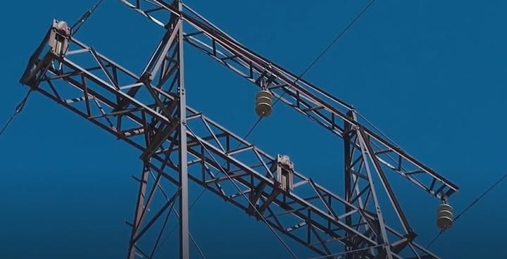 16-Year-Old Utah Teen Electrocuted After Climbing Utility Pole