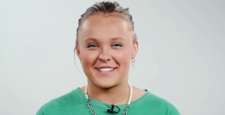 JoJo Siwa- YouTube