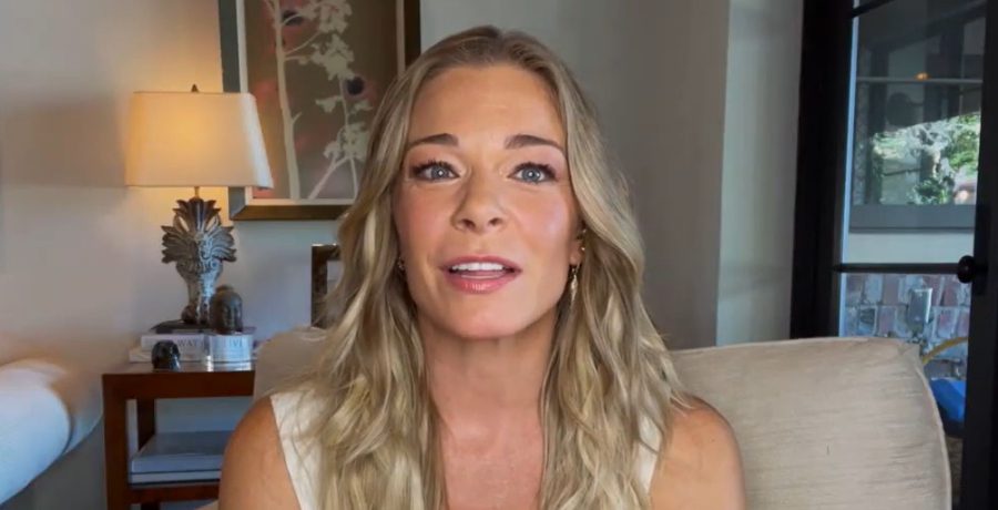 LeAnn Rimes Undergoes Treatment Months After Losing Teeth