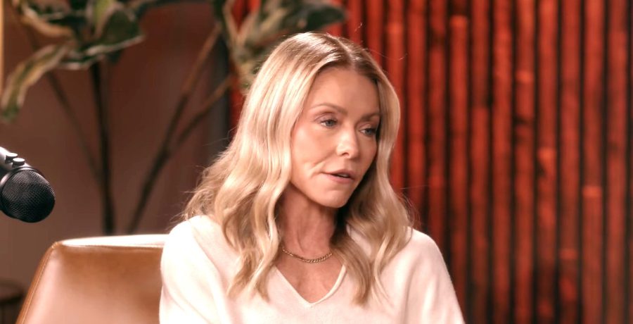 Kelly Ripa Talks Being ‘Terrified’ on ‘Live’