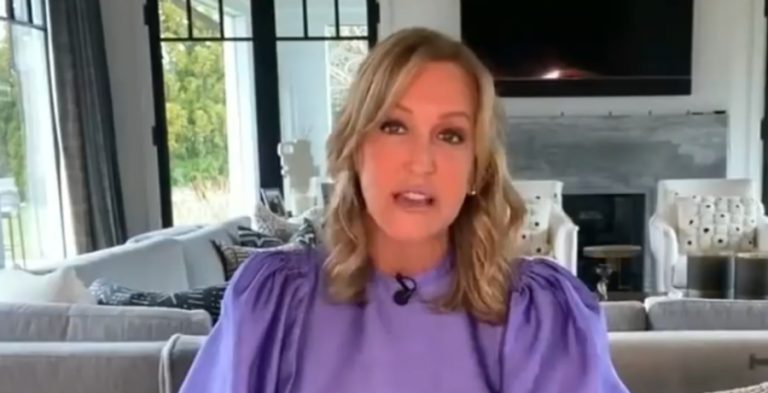 Lara Spencer - YouTube