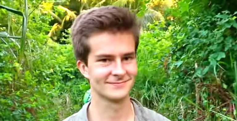 Charlie Davis - YouTube