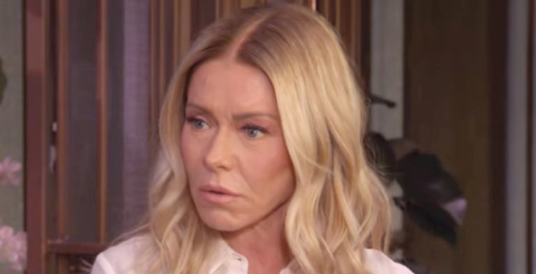 Kelly Ripa/Credit: YouTube