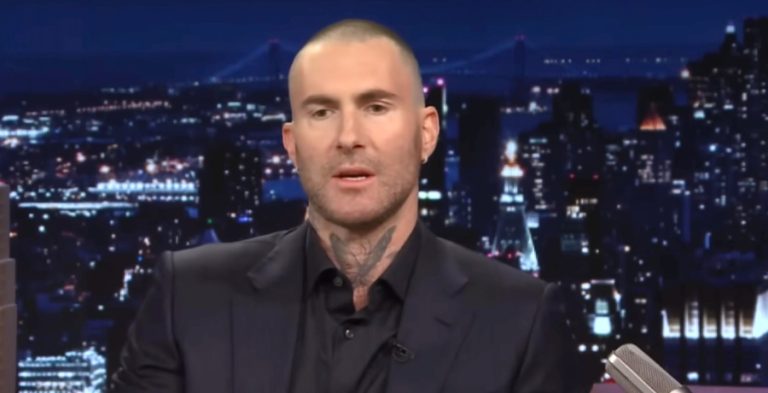 Adam Levine - YouTube