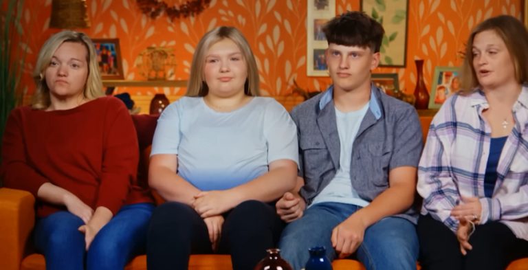 Falen Vaughn, Bella Vaughn, Hunter Johnson, Stacie- YouTube
