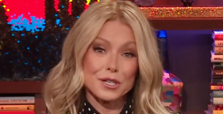 Kelly Ripa/Credit: YouTube