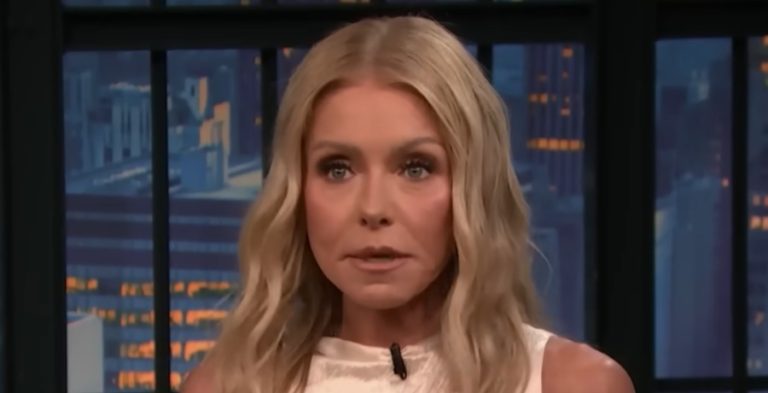 Kelly Ripa YouTube