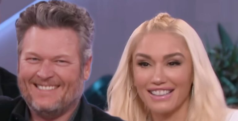 Blake Shelton and Gwen Stefani/Credit: YouTube