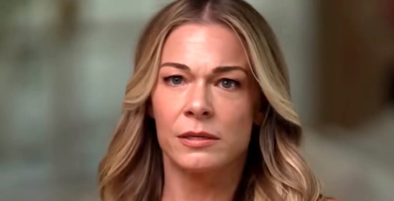 LeAnn Rimes-YouTube