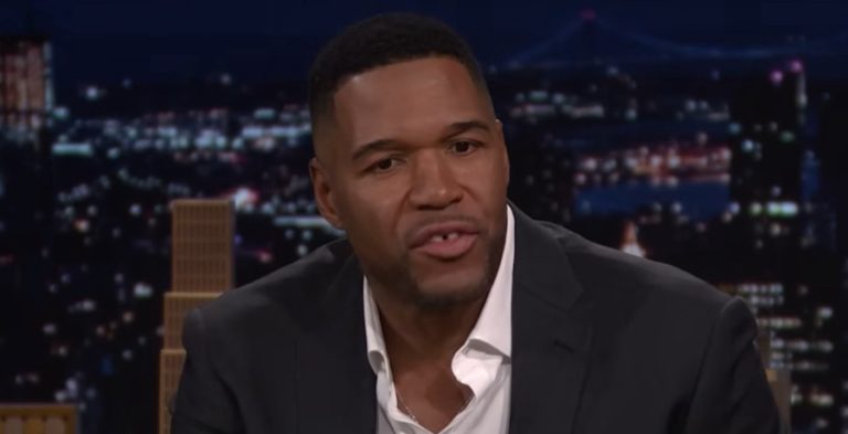 Michael Strahan- YouTube