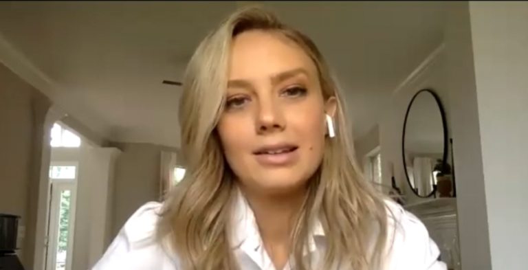 Melissa Ordway - YouTube
